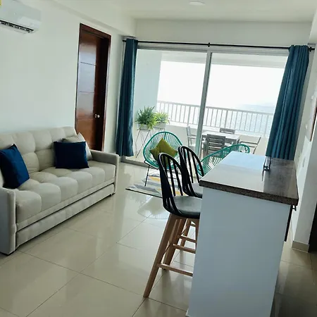 Espectacular Bocagrande, Frente Al Mar, Con Piscina *