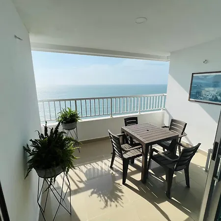 Espectacular Bocagrande, Frente Al Mar, Con Piscina * Cartagena