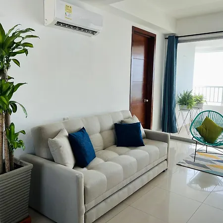 Apartamento Espectacular Bocagrande, Frente Al Mar, Con Piscina