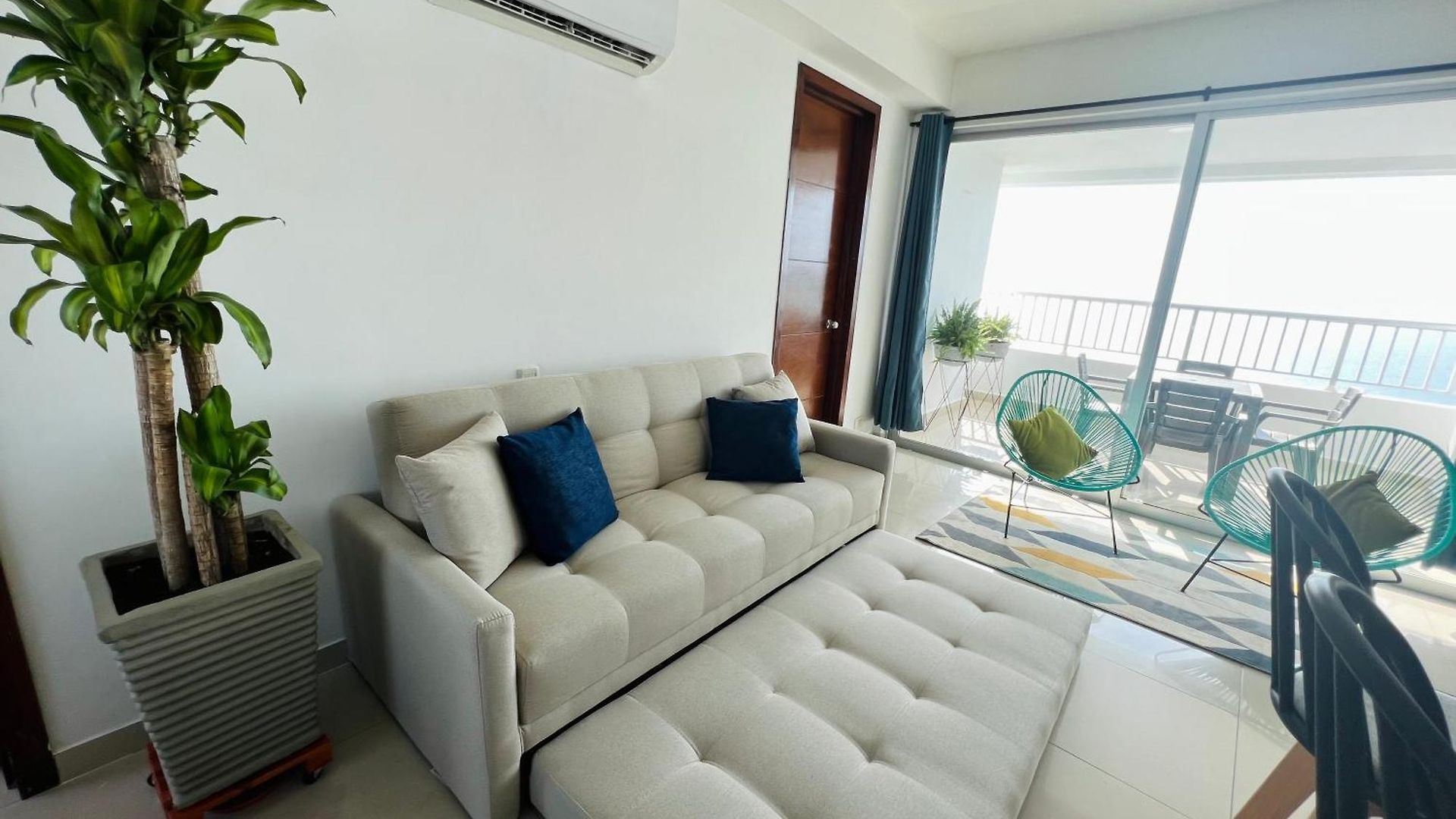 Espectacular Bocagrande, Frente Al Mar, Con Piscina * Cartagena